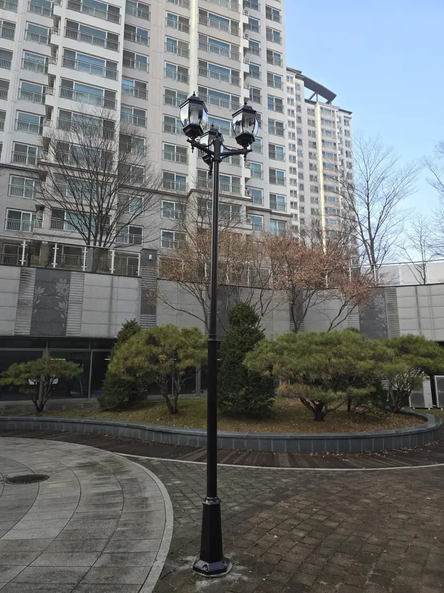 가로등 설치 아파트 단지 내 교체 — 시공 후