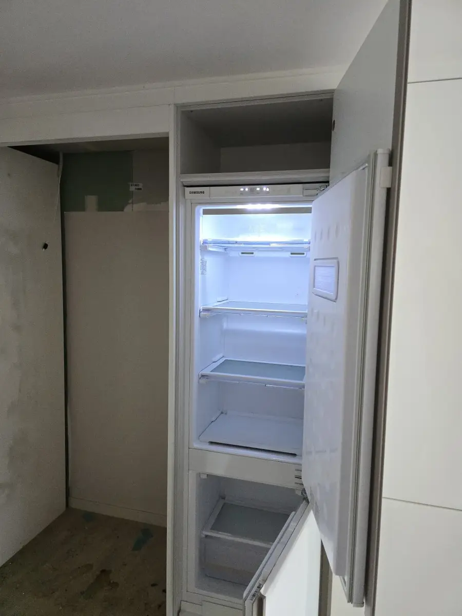 식세기 빌트인냉장고 2대 철거 시공 사진 2