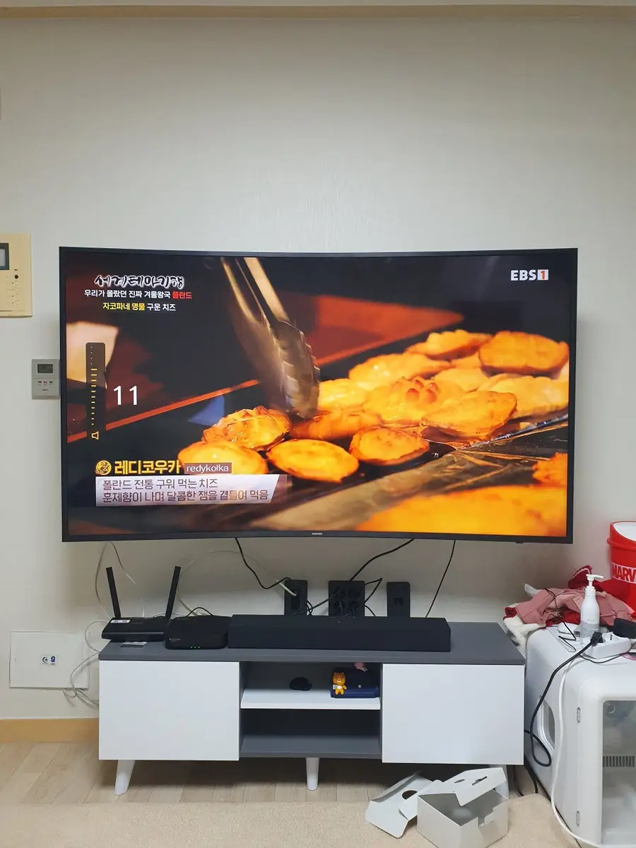 대형티비 벽타공설치 시공 사진 3