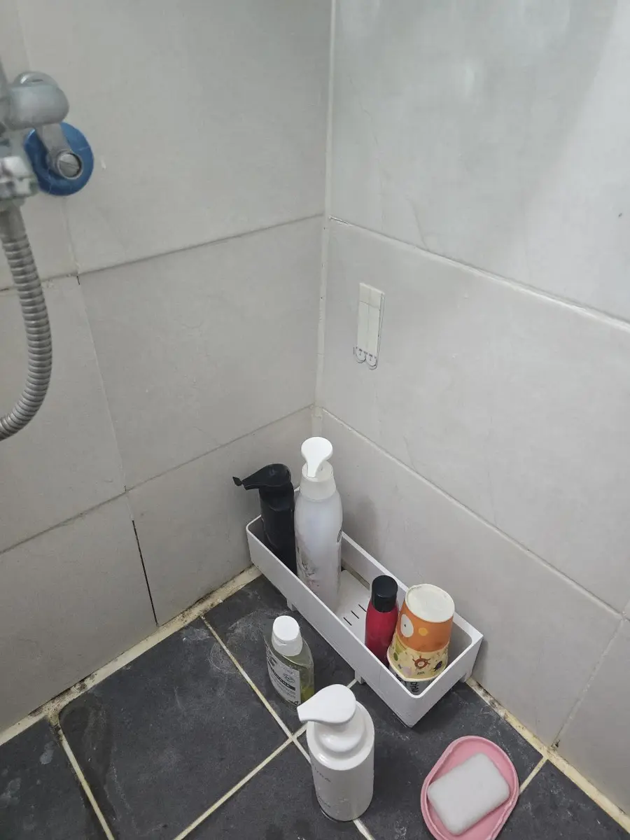 화장실 코너 선반 교체 방법 시공 사진 4
