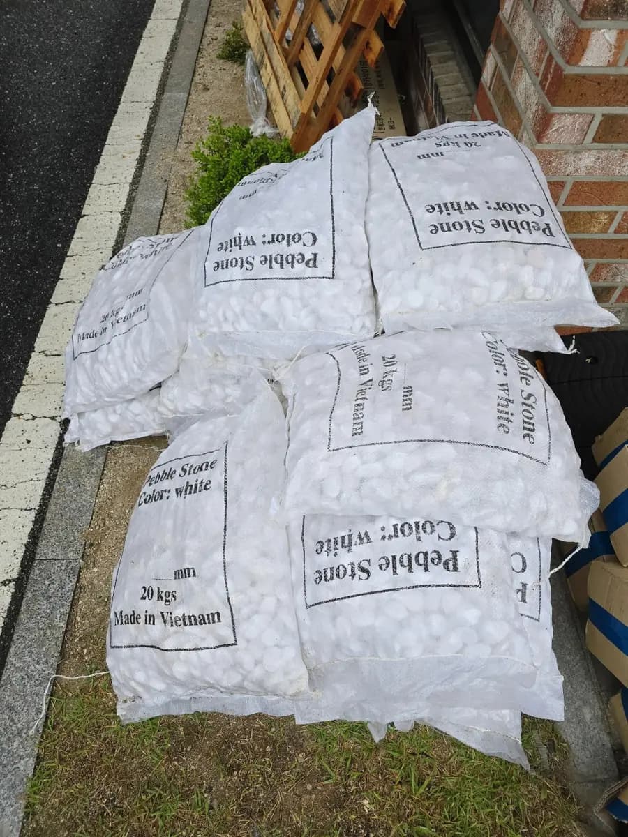 인테리어 백자갈로 화단 꾸미기 시공 사진 4