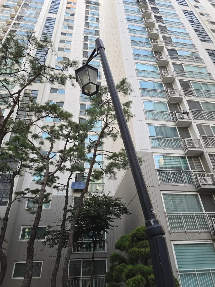 가로등 설치 파손 된 기둥 수리 시공 사진 3