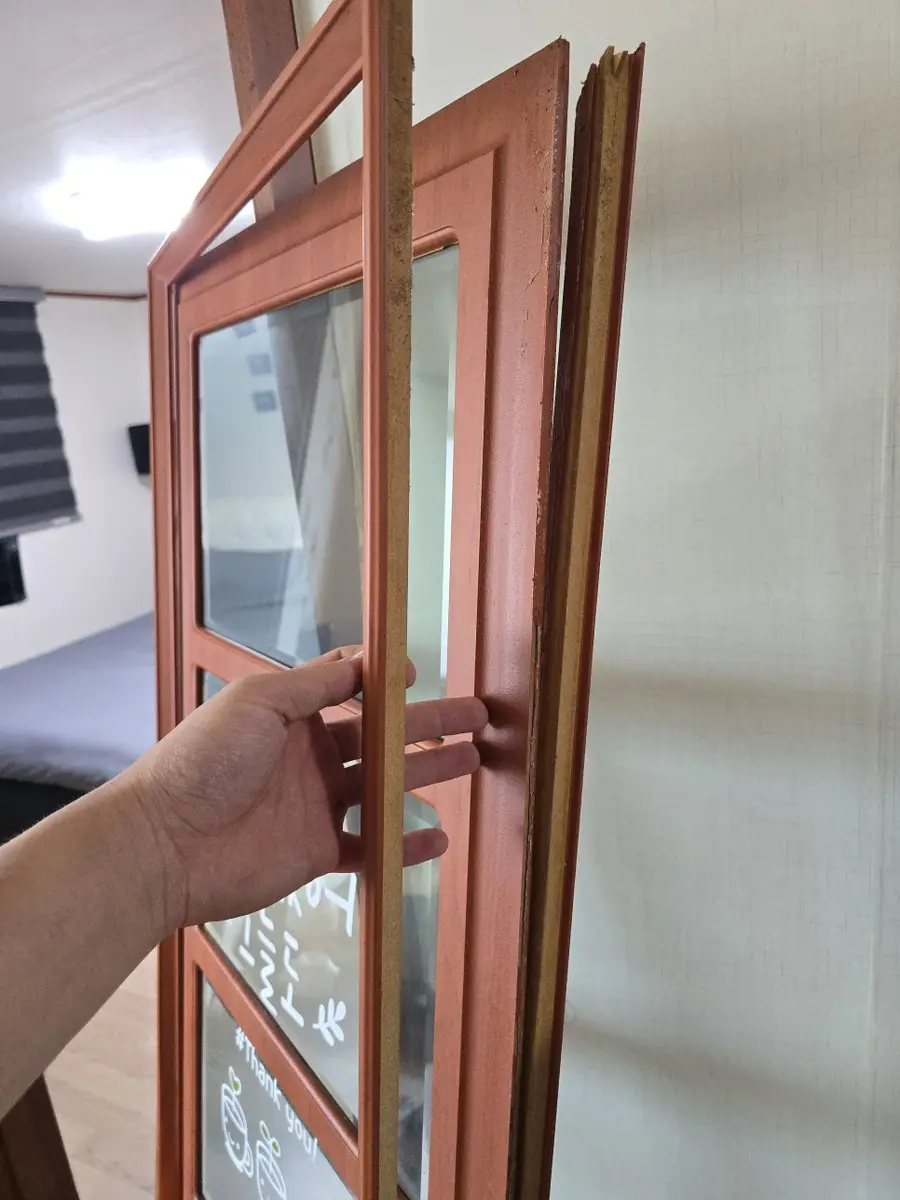 파손 된 중문 수리 전문 시공 시공 사진 25