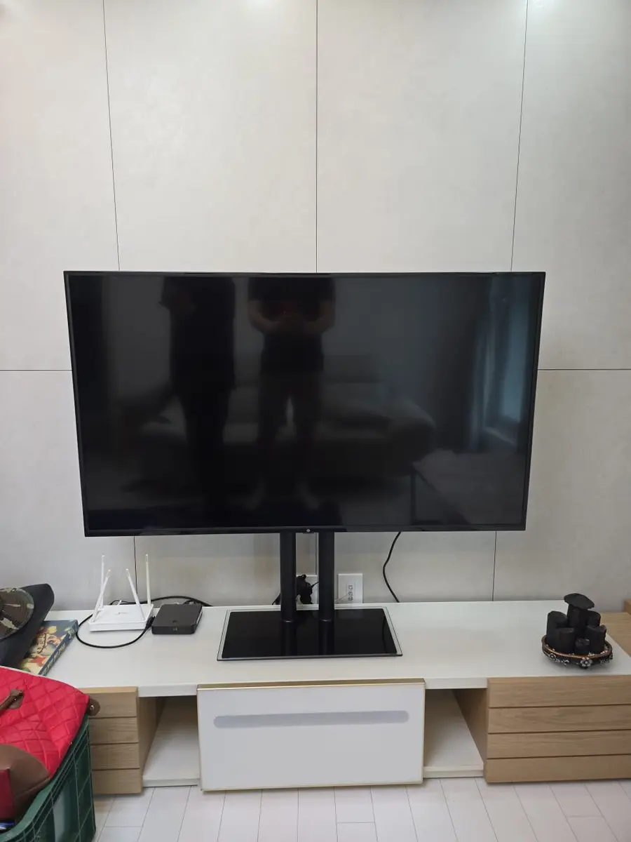 TV스탠드 조립 — 시공 후