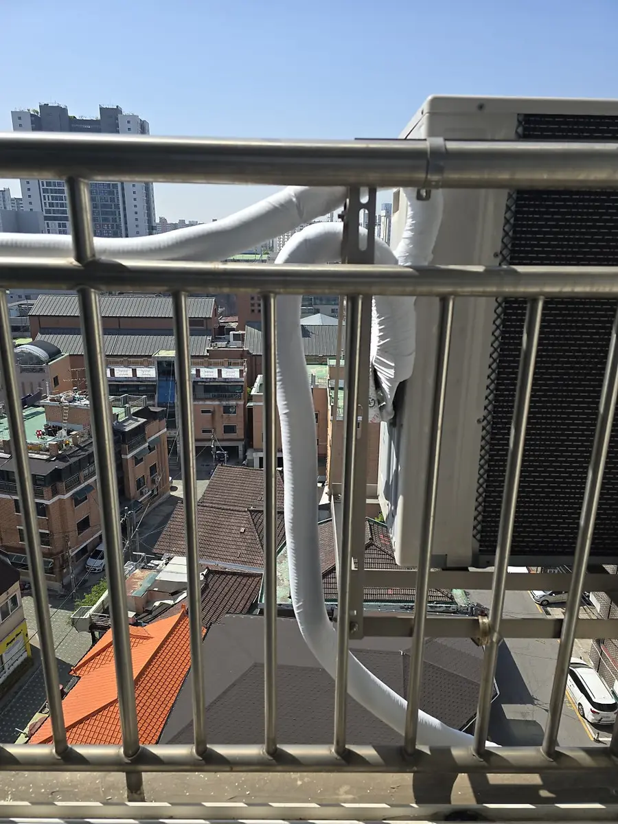 에어컨배관 테이프 보수, 고층 외부 — 시공 전