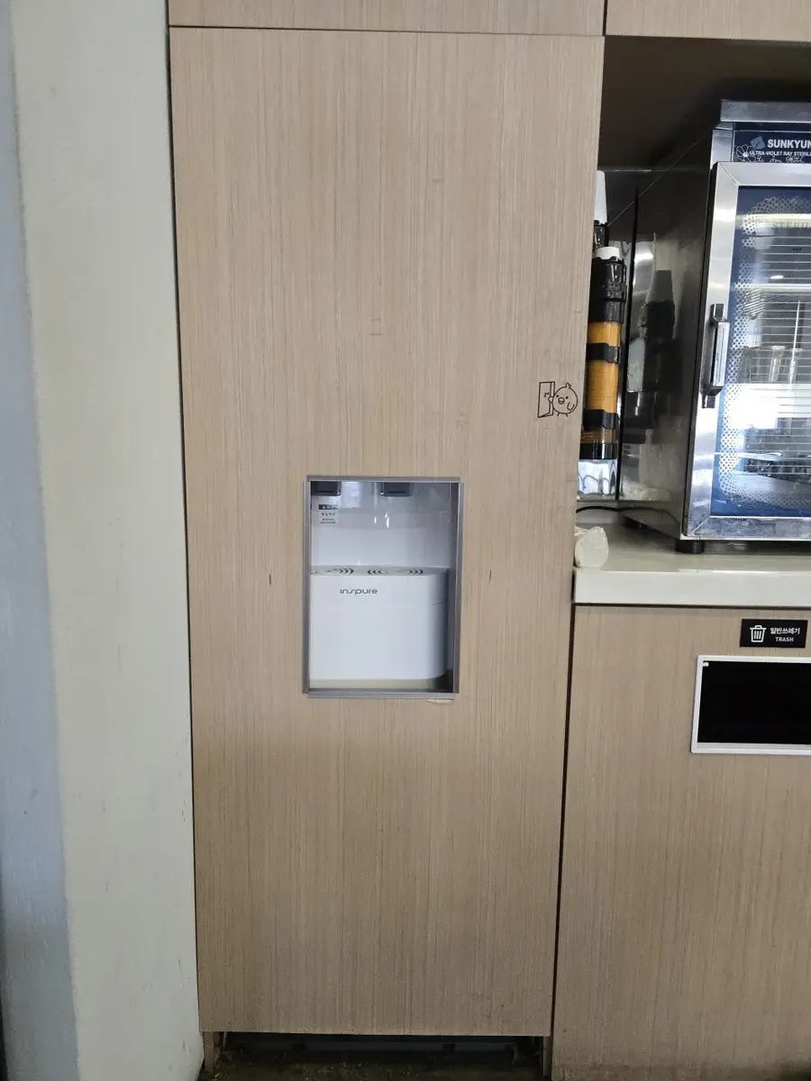 정수기붙박이장리폼 시공 사진 14